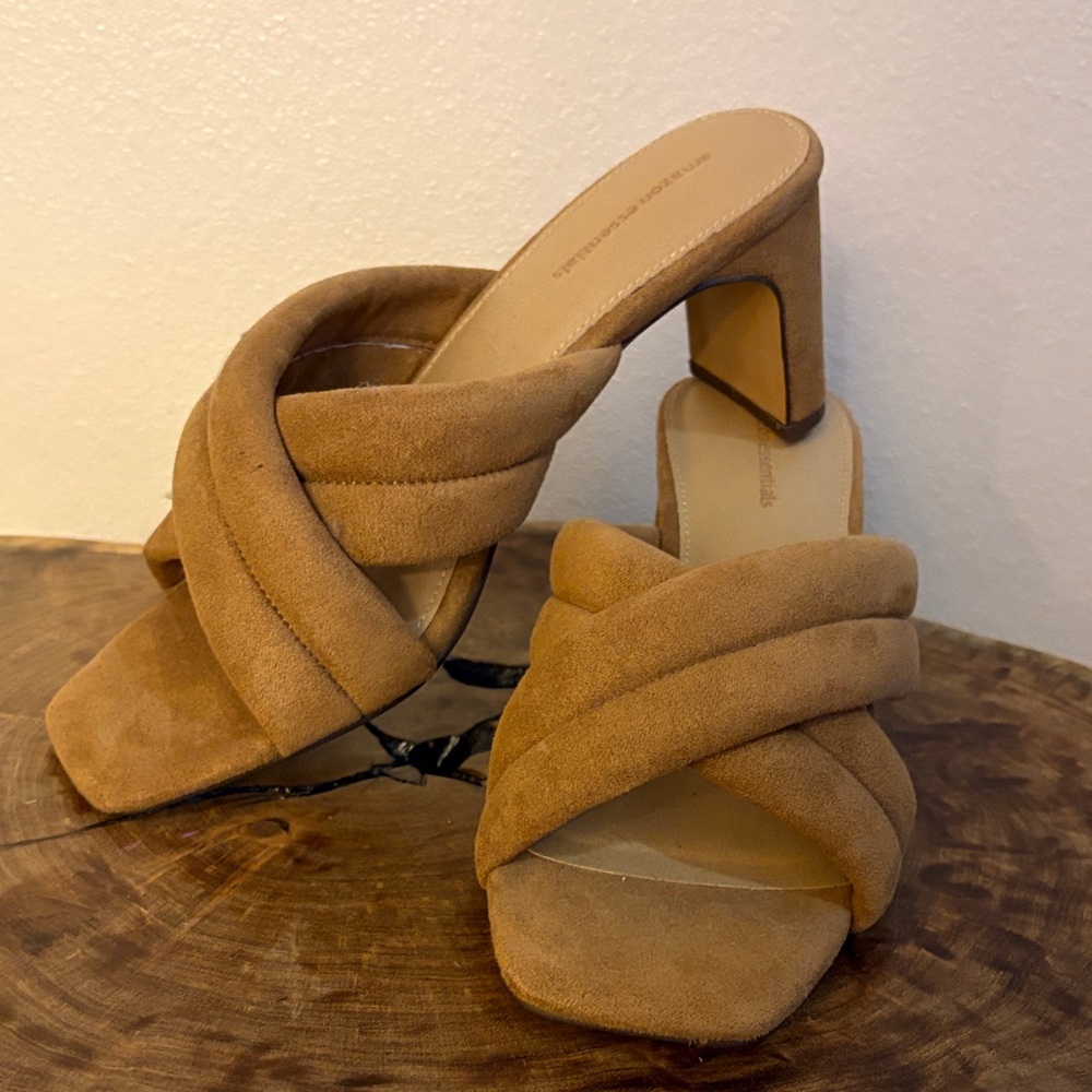 Amazon Essentials Brown Women's Heeled Sandals